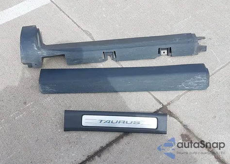 2015 Ford Taurus Sho z USA, uszkodzony, nr VIN 1FAHP2KT2FG156841